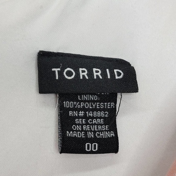 TORRID Floral Tank with zipper in back - Picture 6 of 11